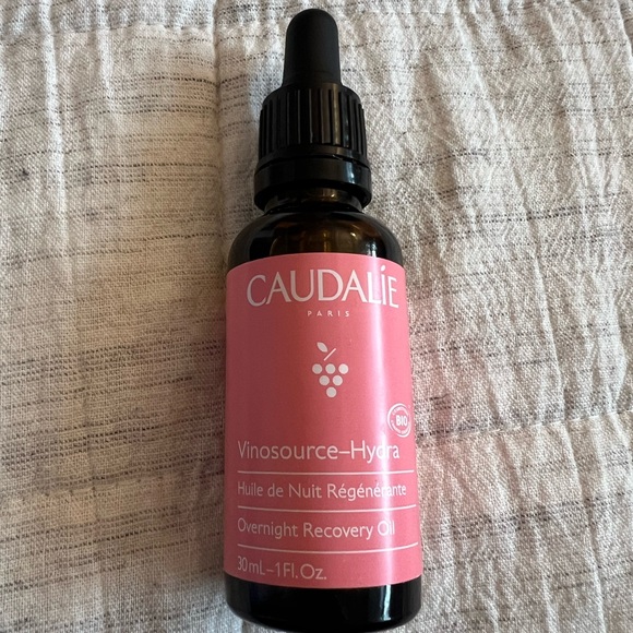 Caudalie Vinosource-Hydra Overnight Recovery Oil - new never used - Picture 1 of 2